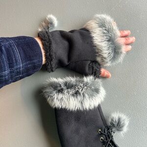 Black Gloves with real  Fur Trim